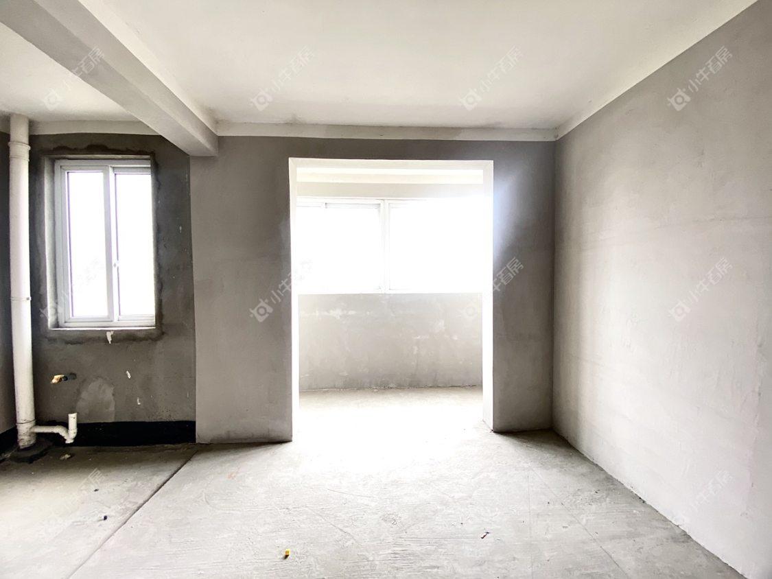 镇江和谐里在售二手房源室内图_小牛看房