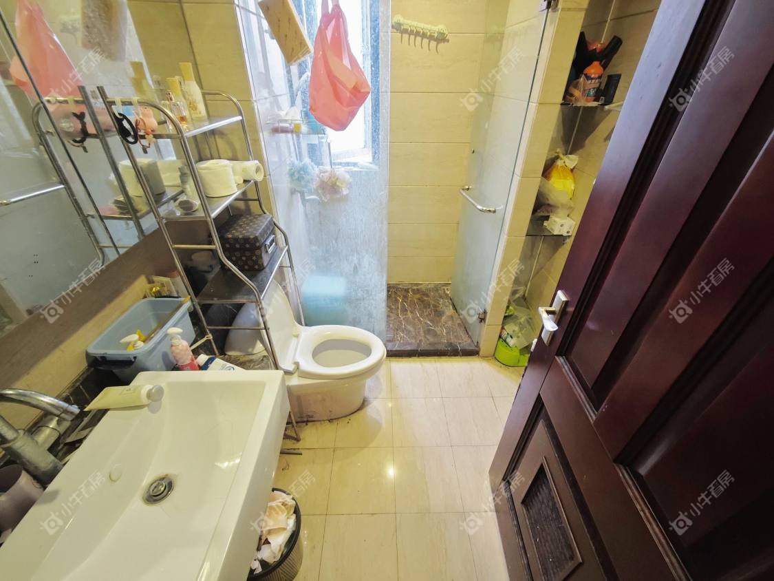 镇江凤凰国际在售二手房源室内图_小牛看房