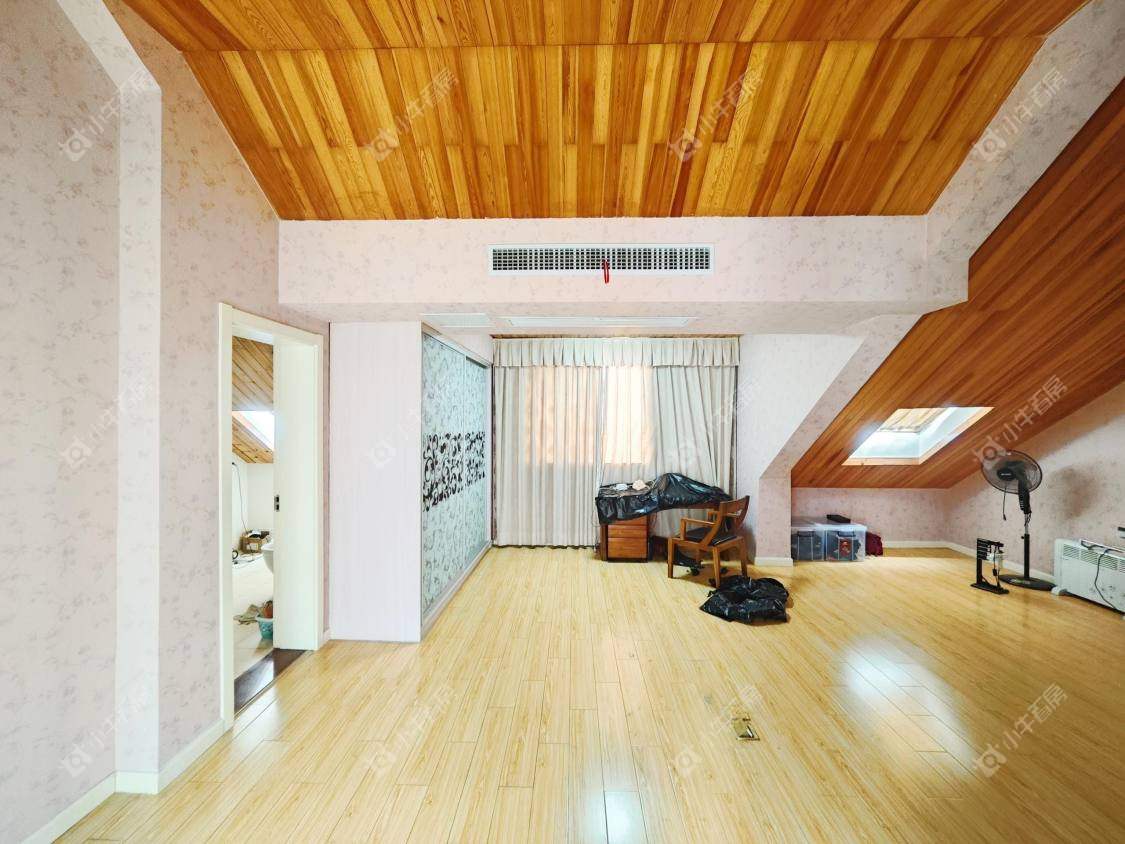 镇江世纪豪都在售二手房源室内图_小牛看房