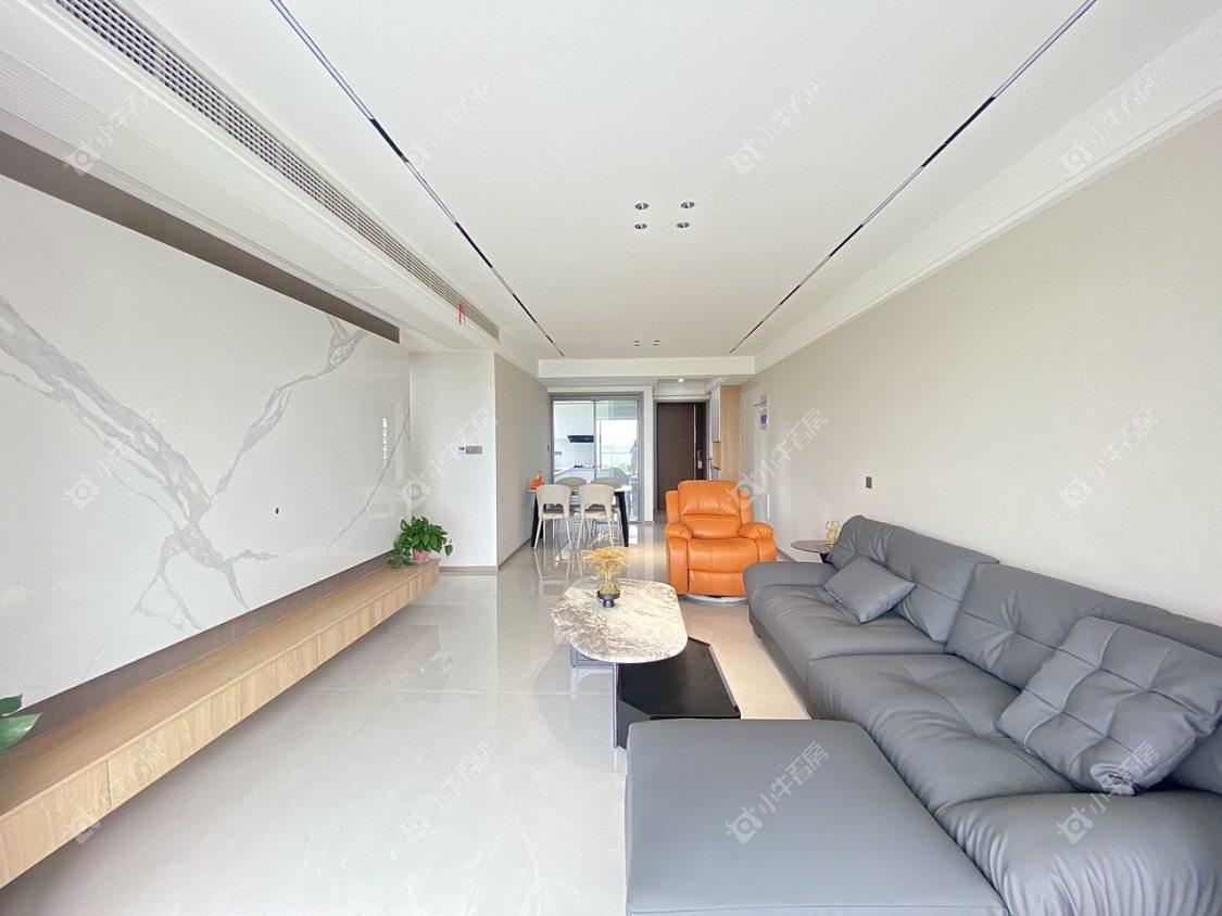 镇江融创华南映在售二手房源室内图_小牛看房