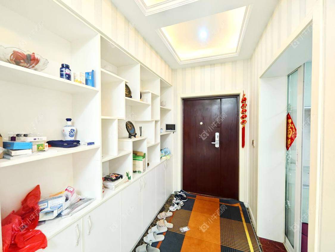 镇江信达香堤国际在售二手房源室内图_小牛看房