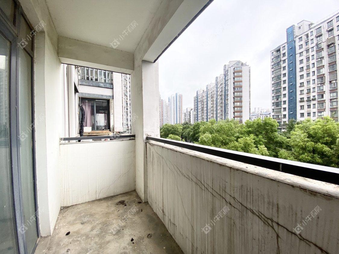 镇江练湖新城在售二手房源室内图_小牛看房