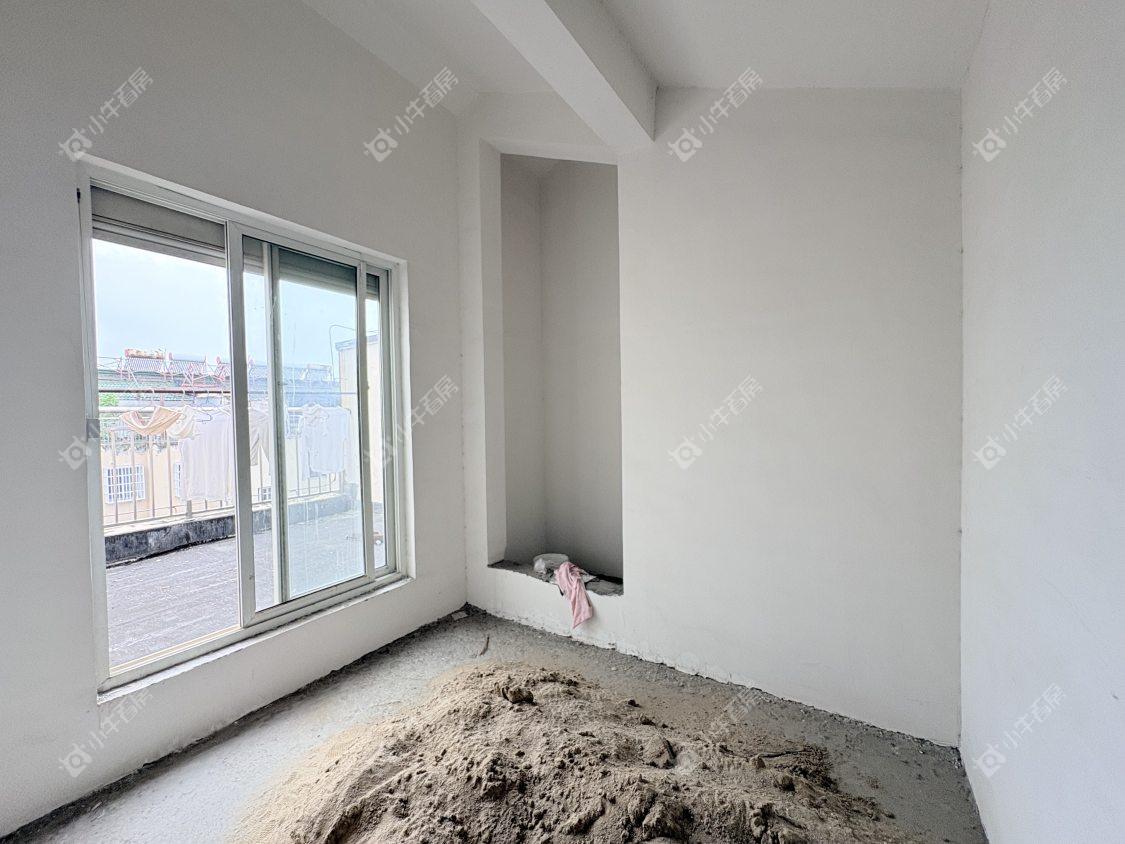 镇江凰嘉花苑在售二手房源室内图_小牛看房