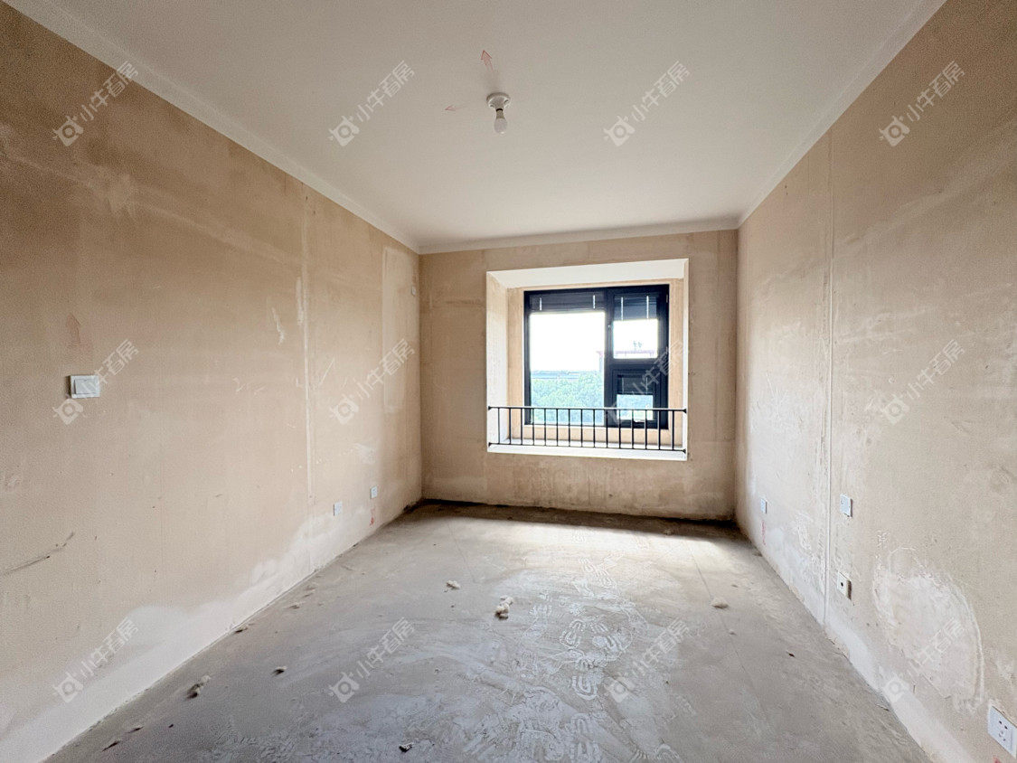 镇江融创华南映在售二手房源室内图_小牛看房