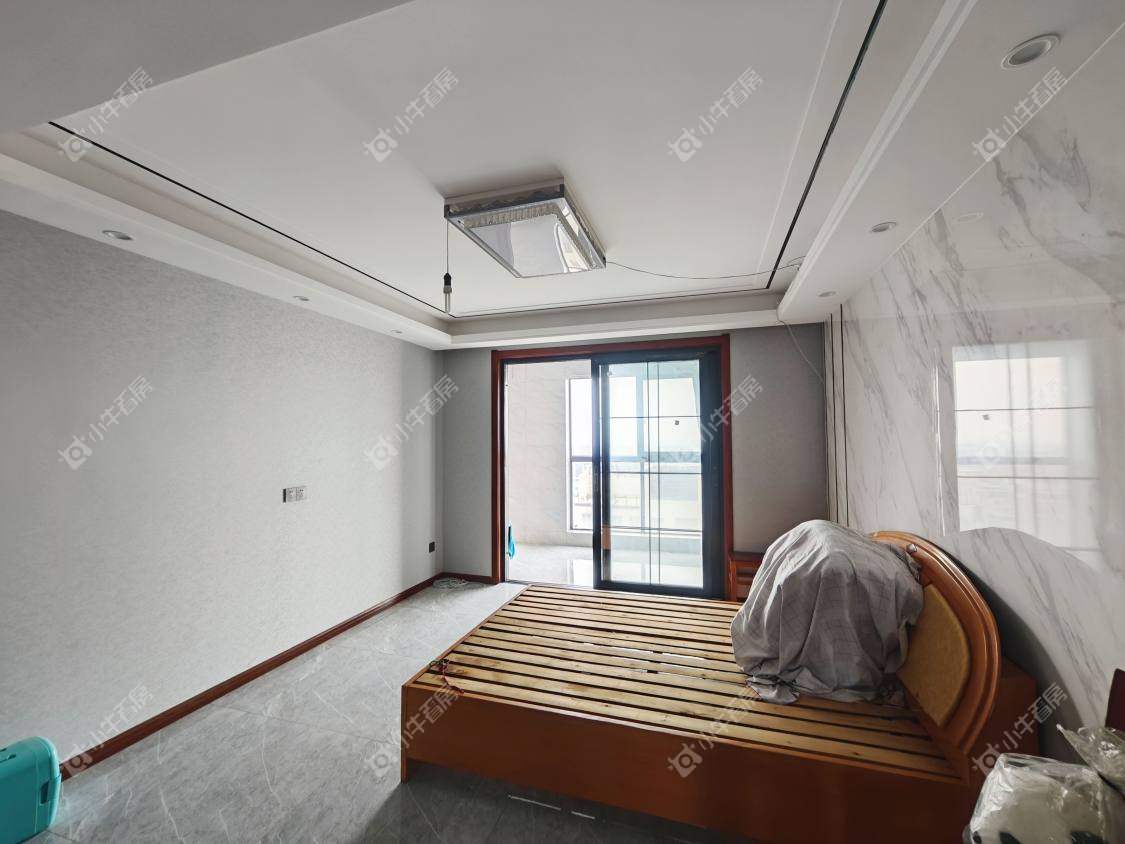 镇江滨河凤凰城在售二手房源室内图_小牛看房