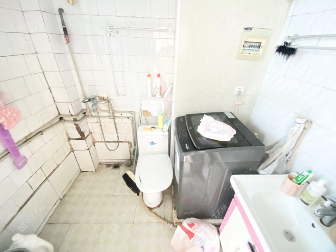 镇江华南新村在售二手房源室内图_小牛看房