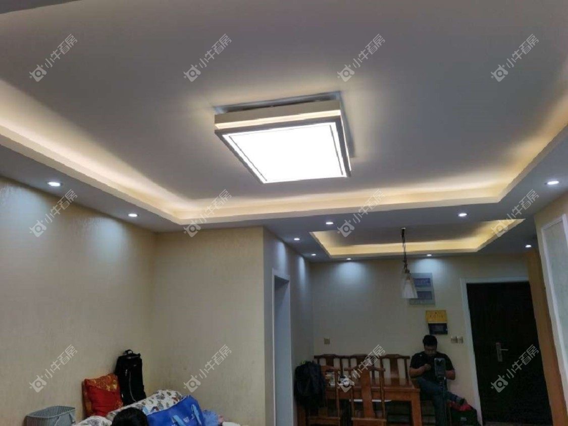 镇江美亚华悦在售二手房源_小牛看房