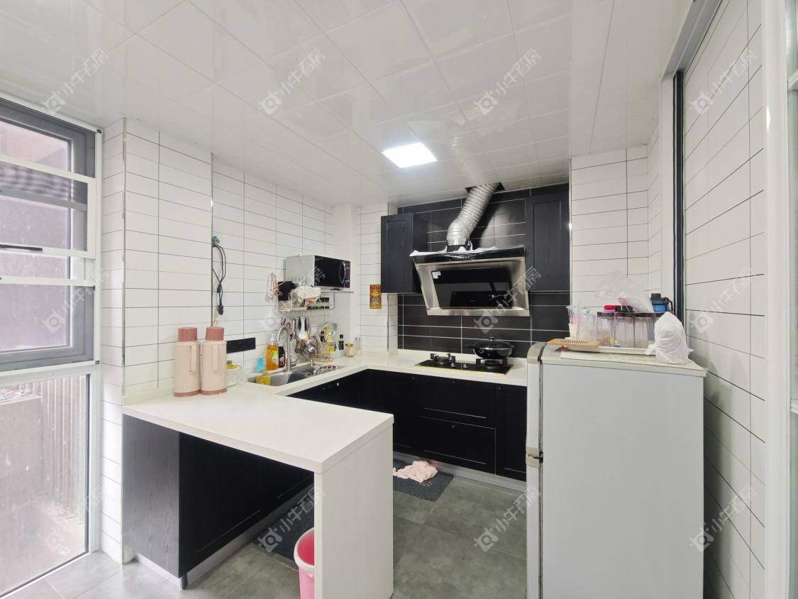 镇江东方盛世在售二手房源室内图_小牛看房