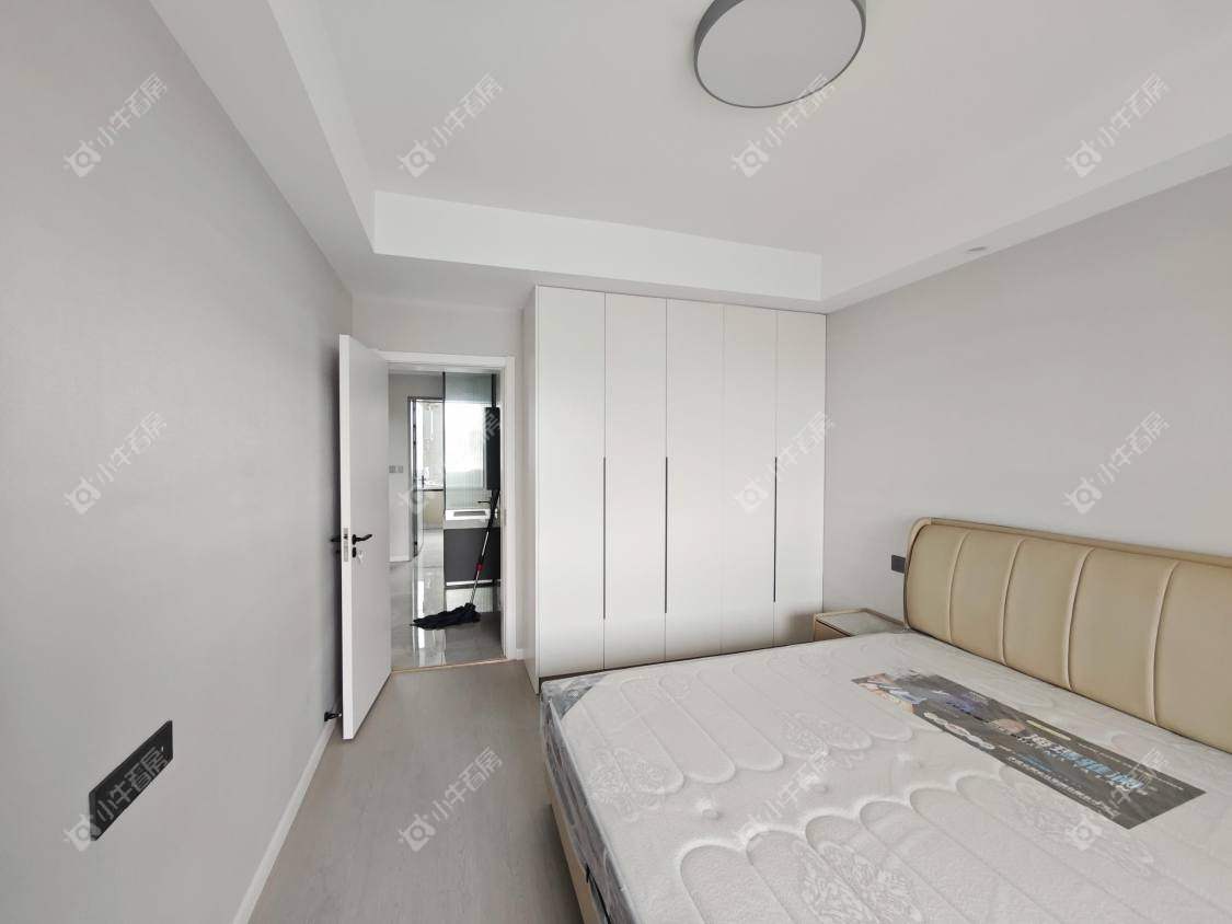 镇江云天花园在售二手房源室内图_小牛看房