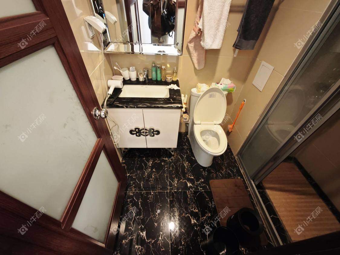 镇江碧桂园在售二手房源室内图_小牛看房