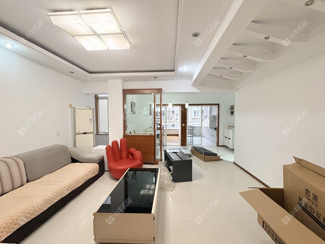 镇江凤翔花园在售二手房源室内图_小牛看房