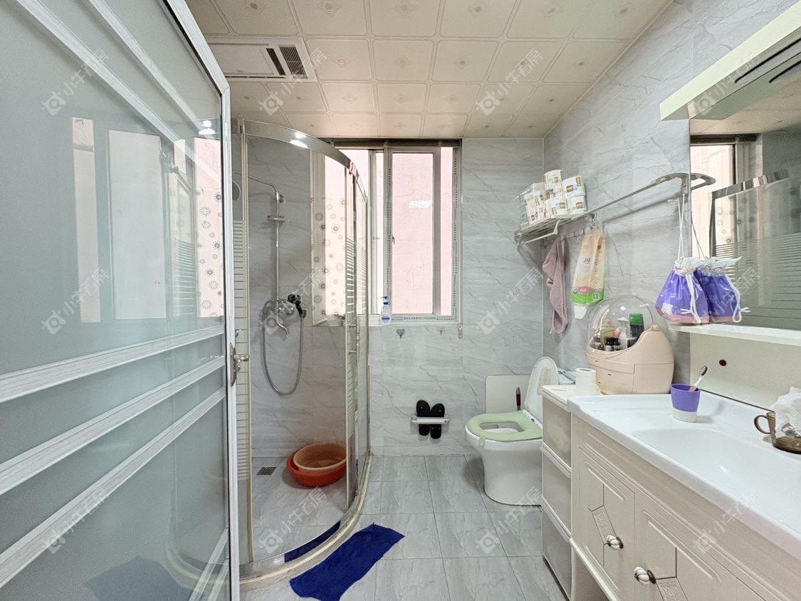 镇江东南新城在售二手房源室内图_小牛看房