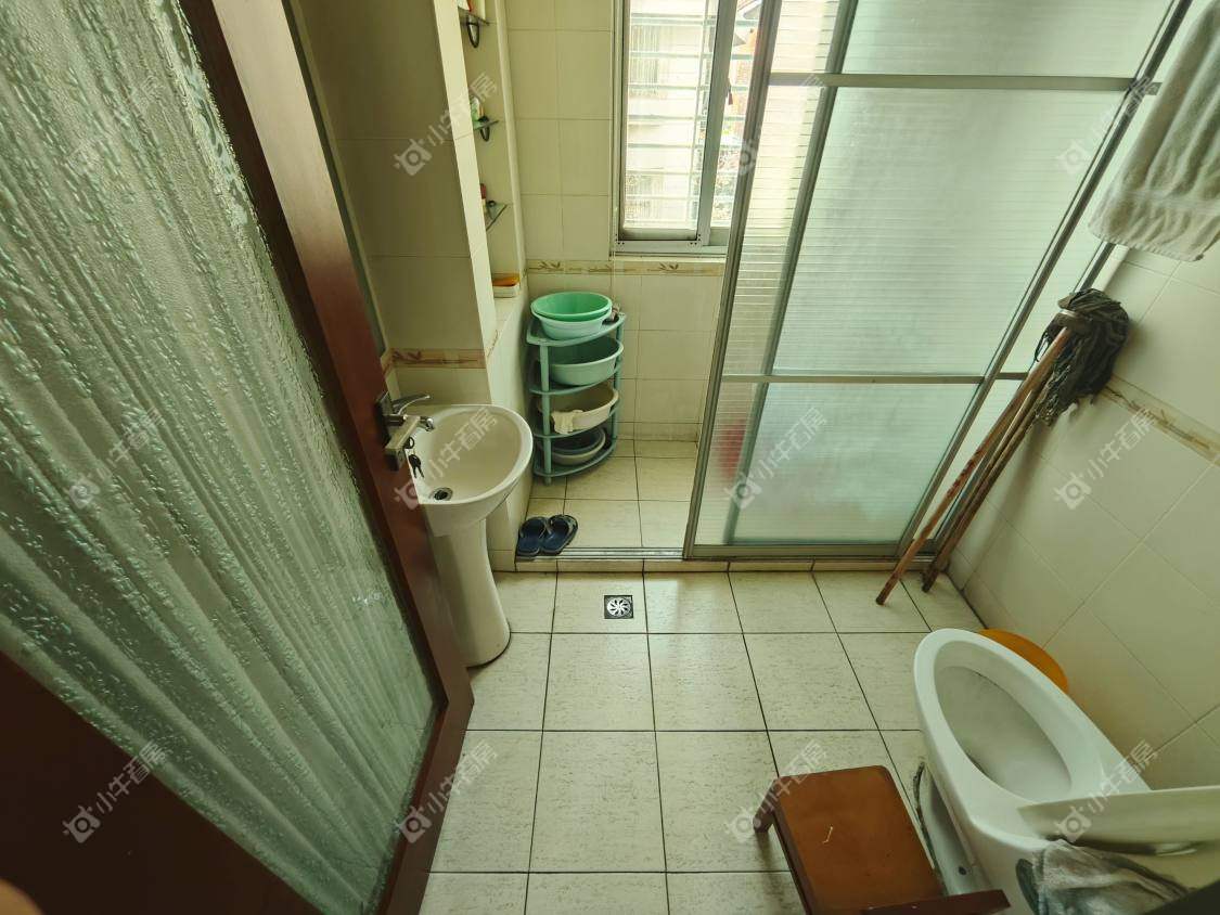 镇江东方花园别墅在售二手房源室内图_小牛看房