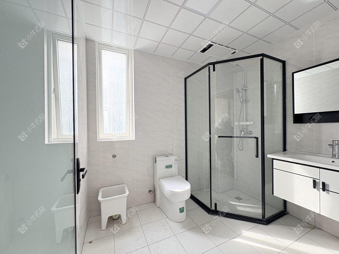 镇江和谐里在售二手房源室内图_小牛看房