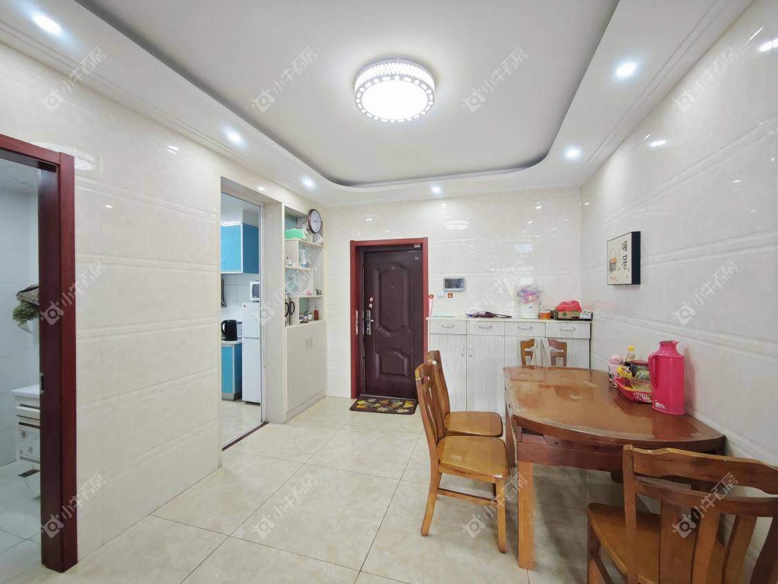 镇江华都锦城在售二手房源室内图_小牛看房