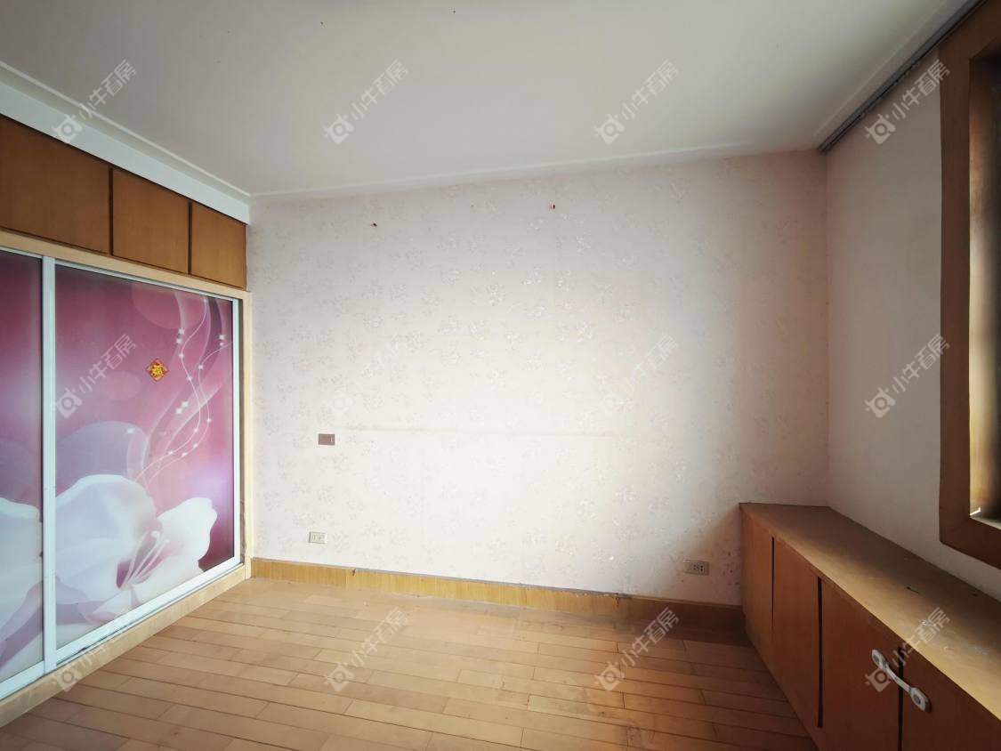 镇江台阳小区在售二手房源室内图_小牛看房