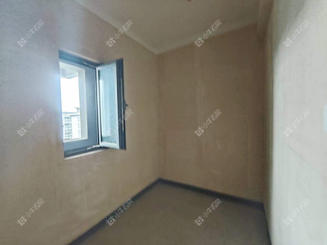 镇江金茂国际社区在售二手房源室内图_小牛看房