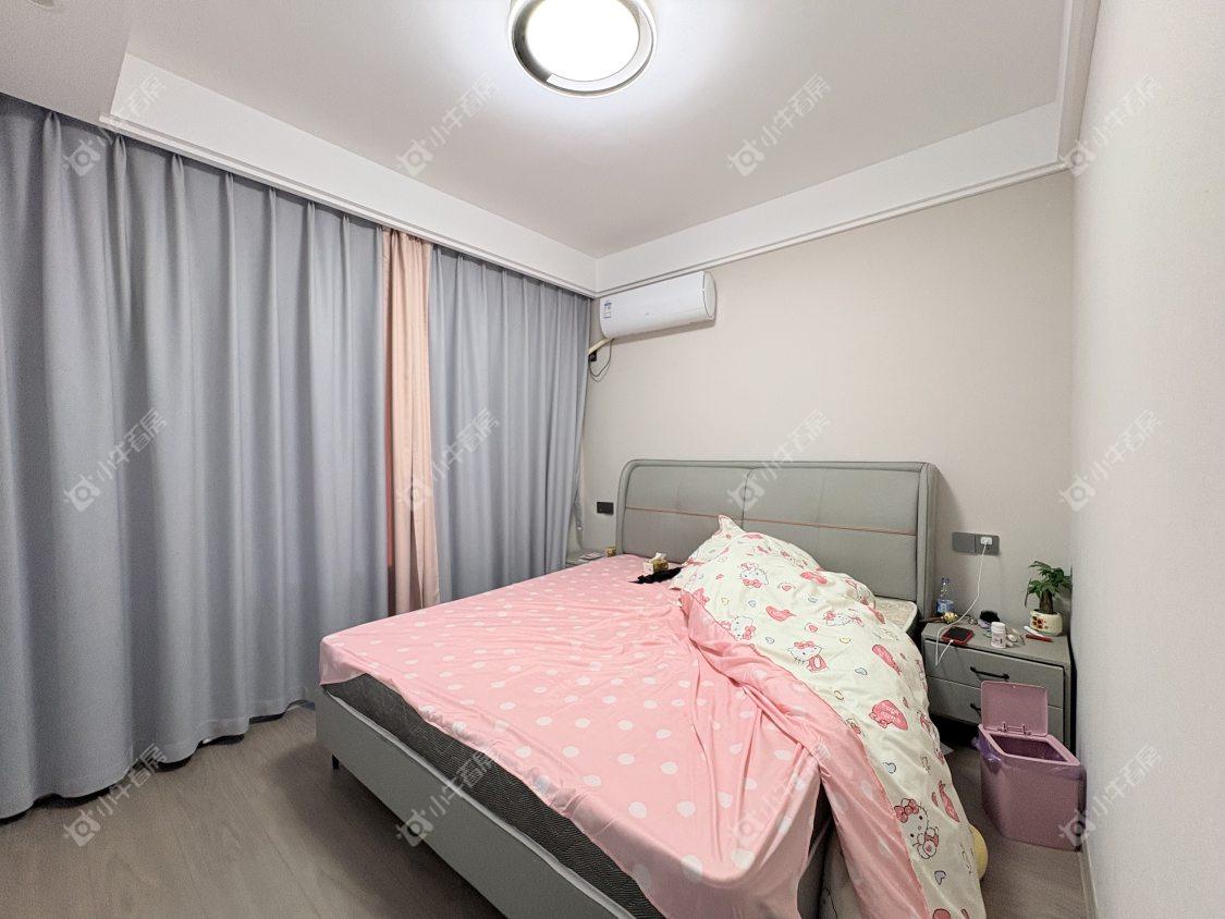 镇江名都新贵在售二手房源室内图_小牛看房