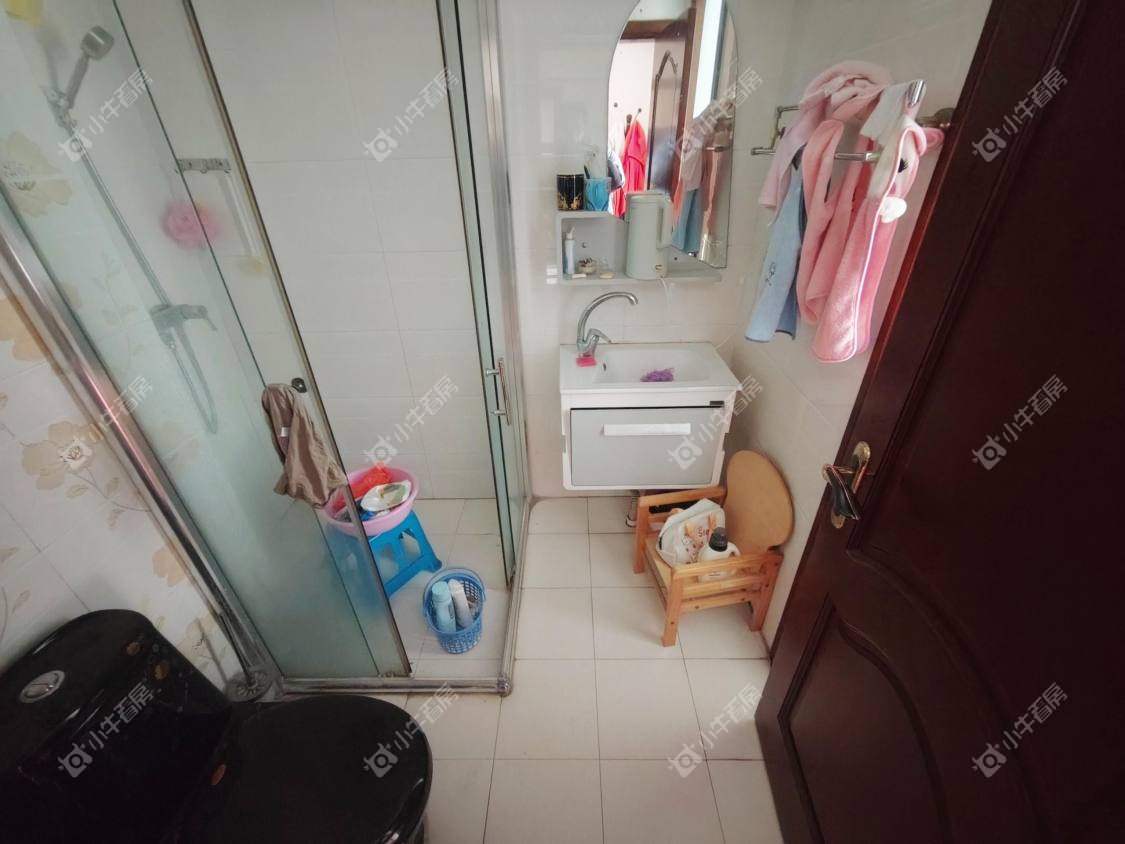 镇江曲园小区在售二手房源室内图_小牛看房