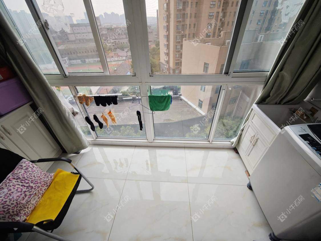 镇江南门花园在售二手房源室内图_小牛看房