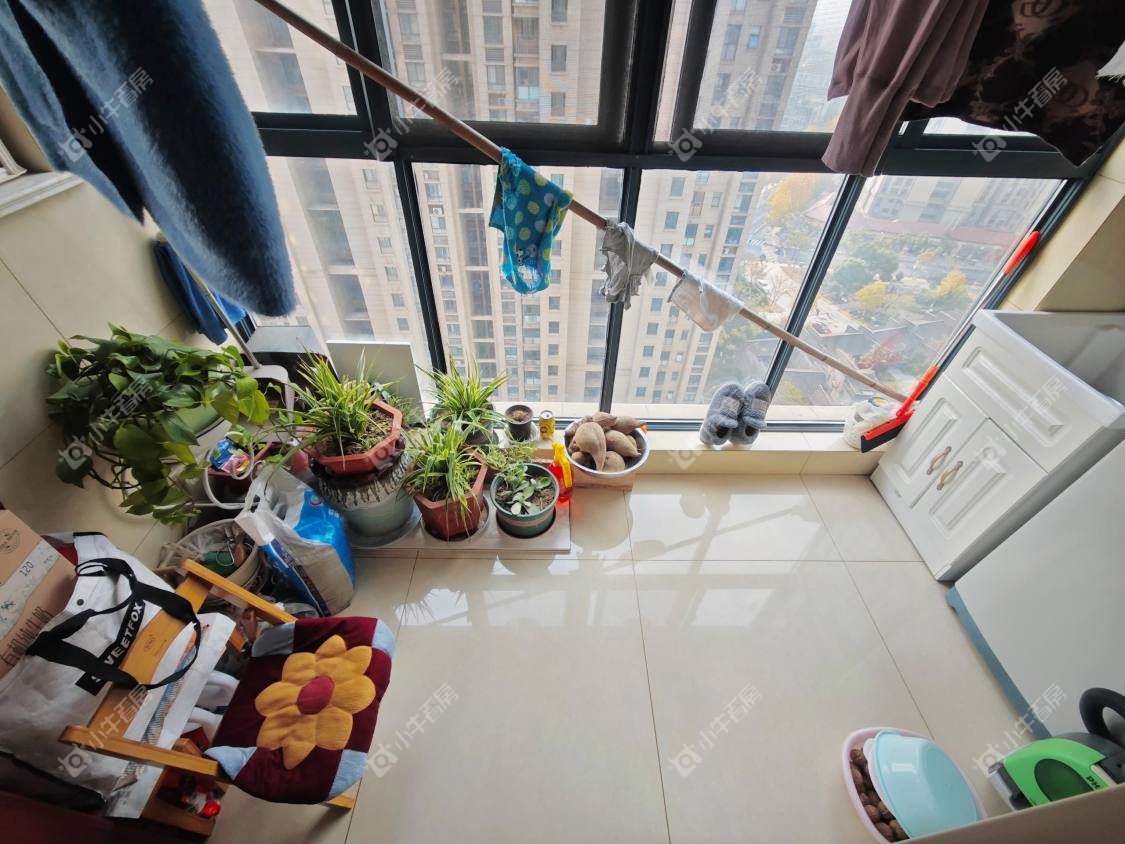 镇江荣城国际一期在售二手房源室内图_小牛看房