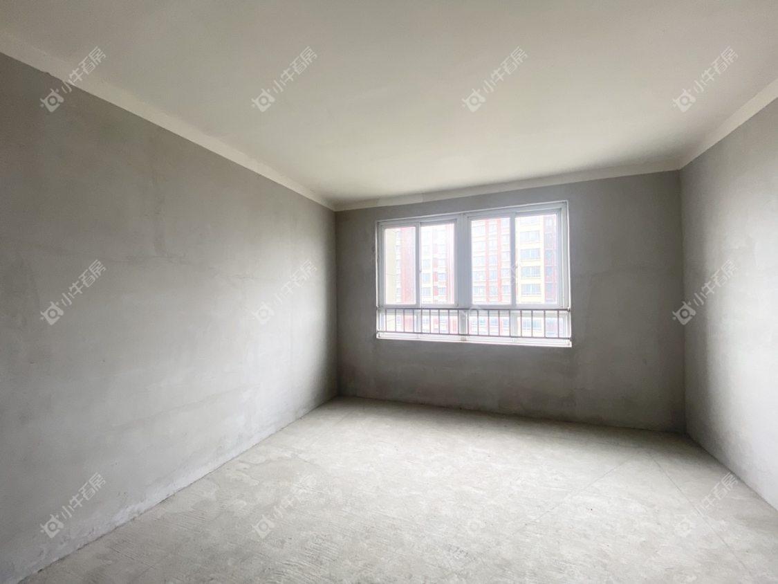 镇江和谐里在售二手房源室内图_小牛看房