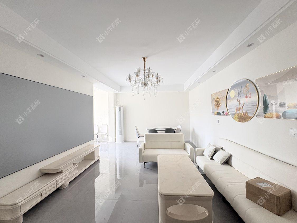 镇江和谐里在售二手房源室内图_小牛看房