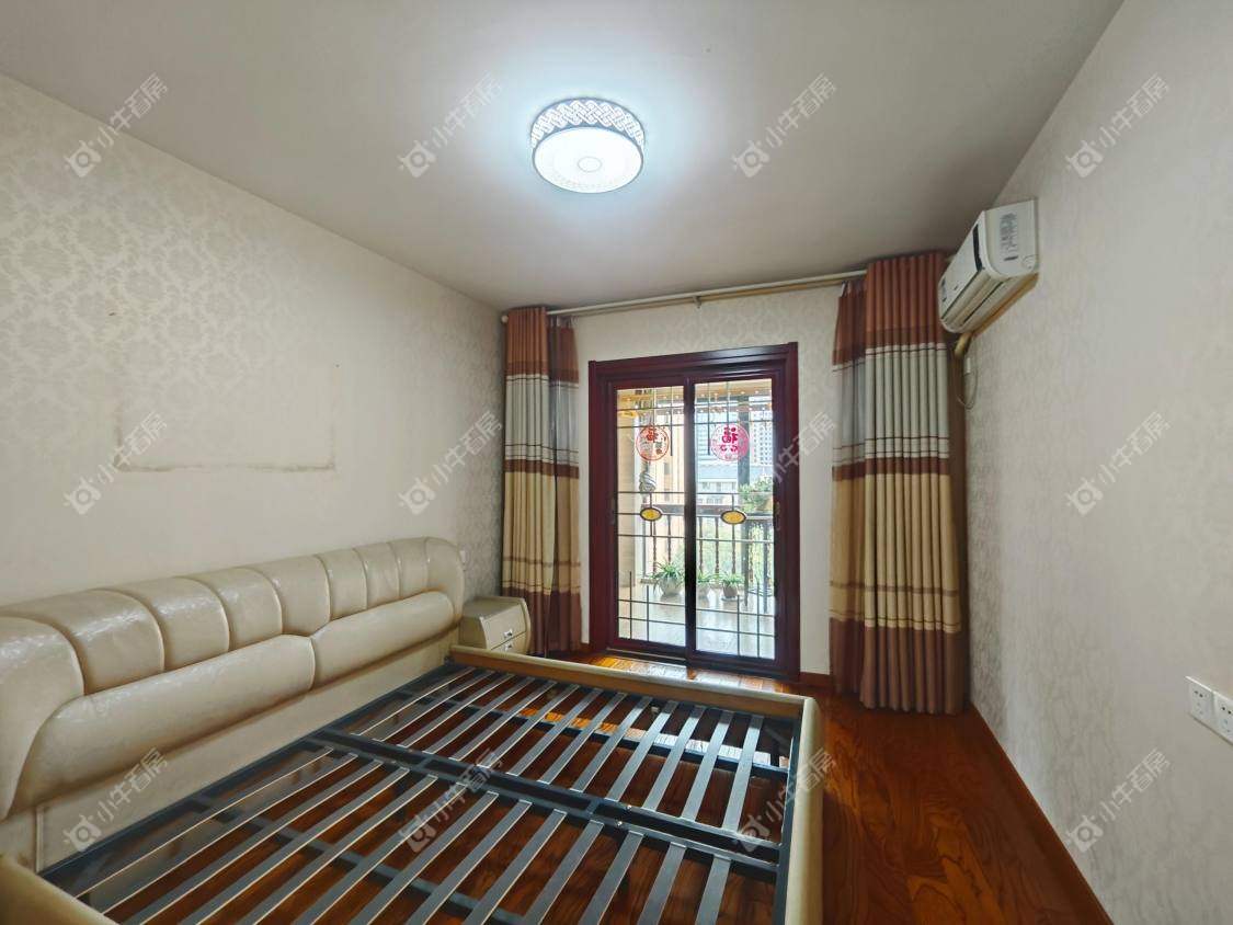 镇江华都锦城在售二手房源室内图_小牛看房