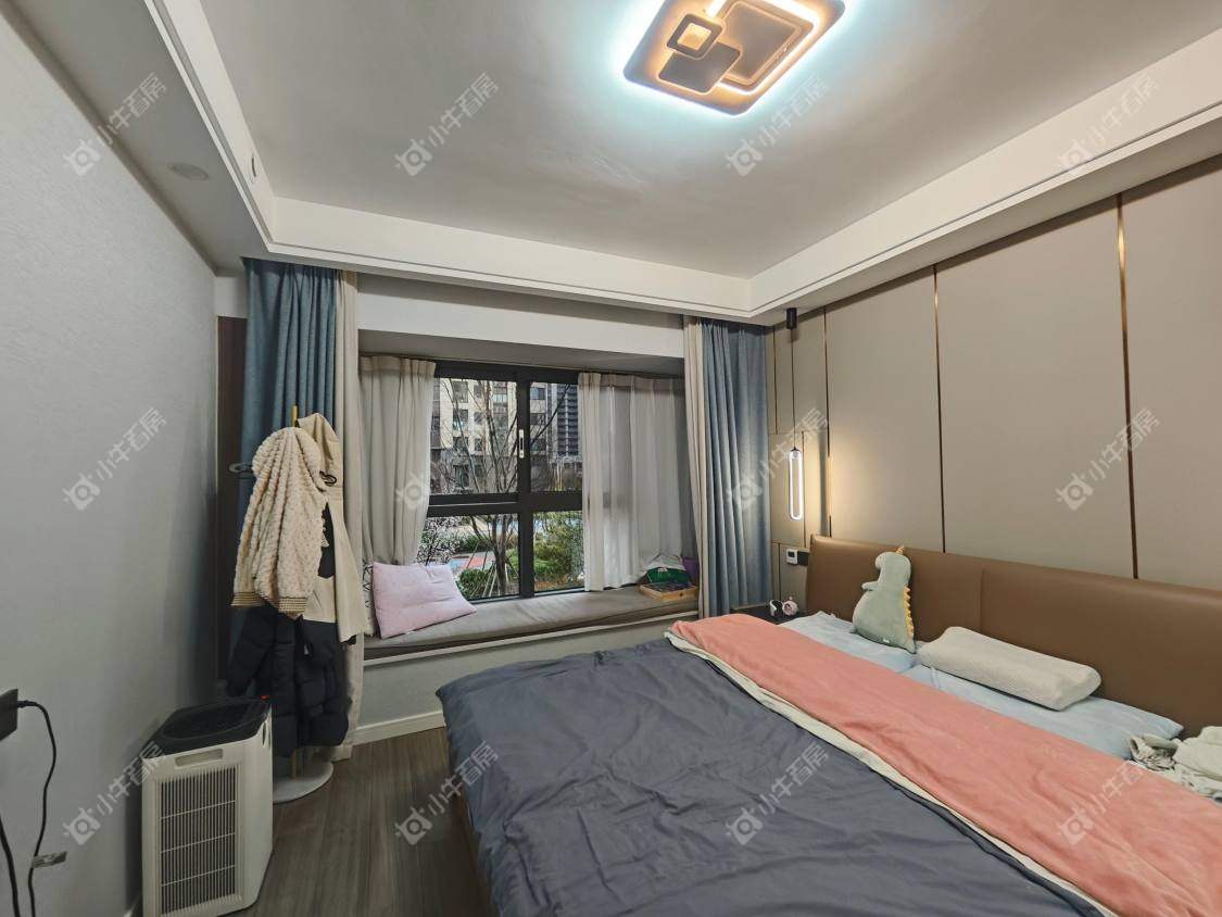 镇江凤熹台在售二手房源室内图_小牛看房