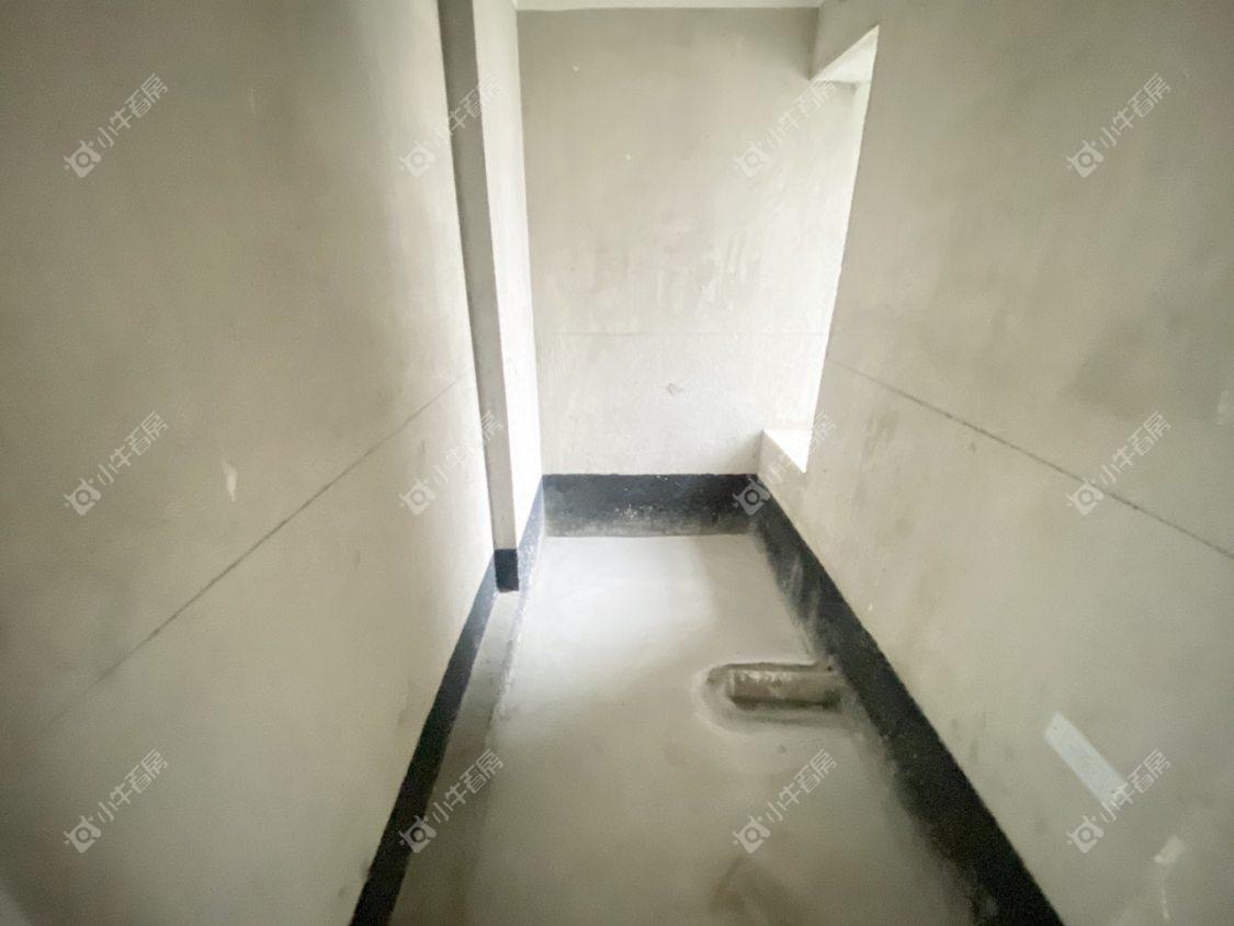 镇江碧桂园樾府在售二手房源室内图_小牛看房