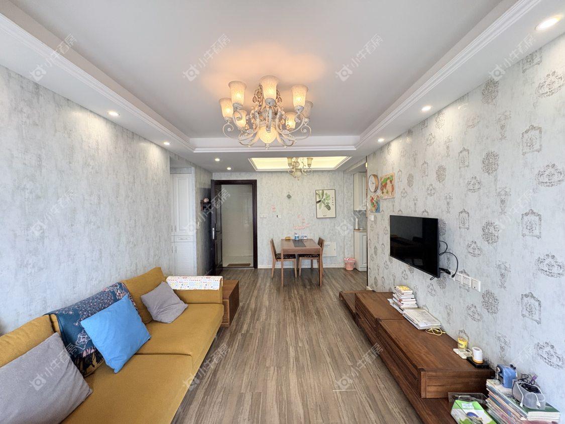 镇江碧桂园在售二手房源室内图_小牛看房