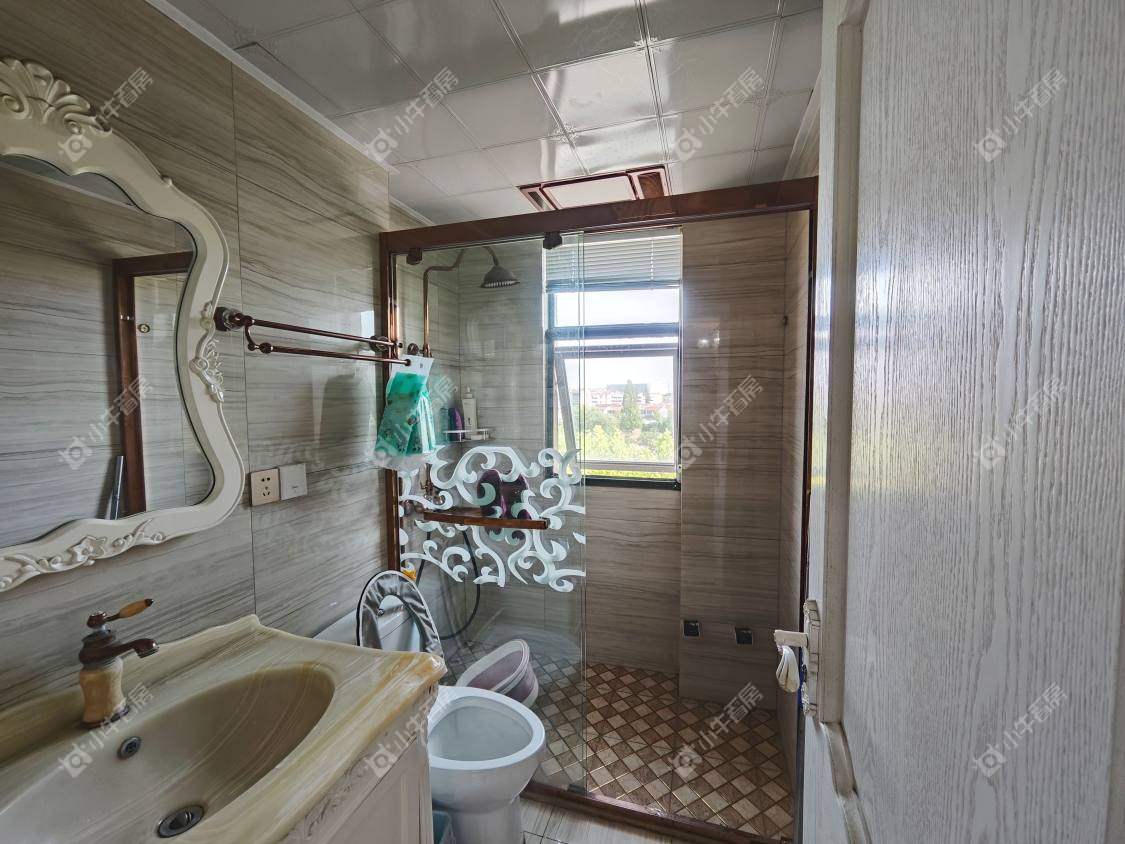 镇江荣城国际一期在售二手房源室内图_小牛看房