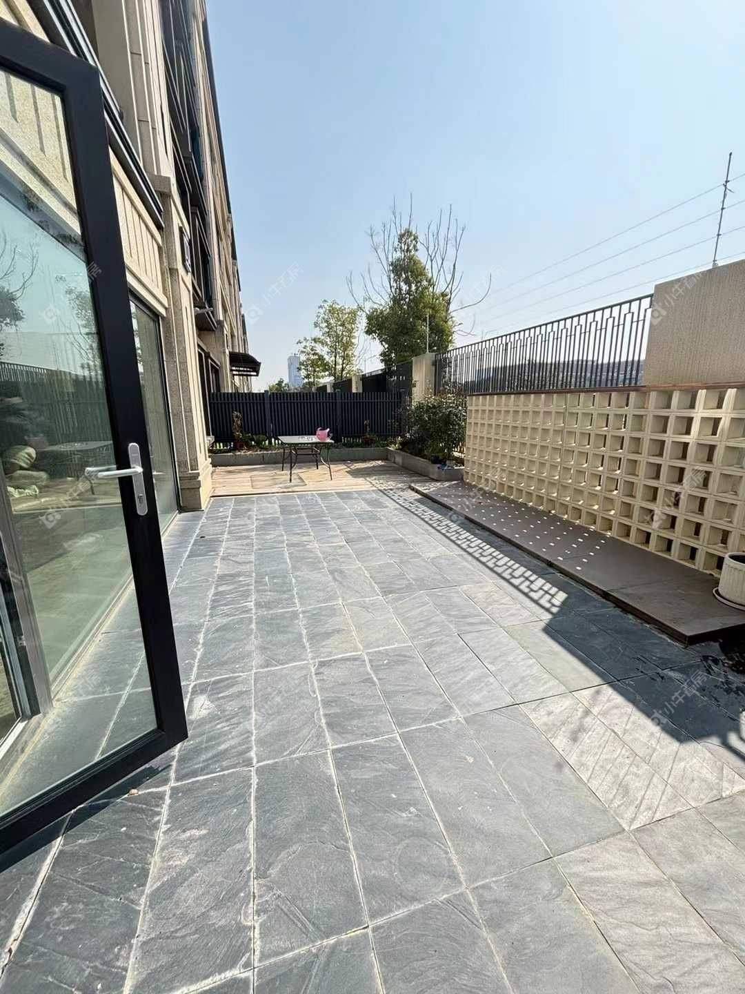 镇江红星天铂在售二手房源室内图_小牛看房