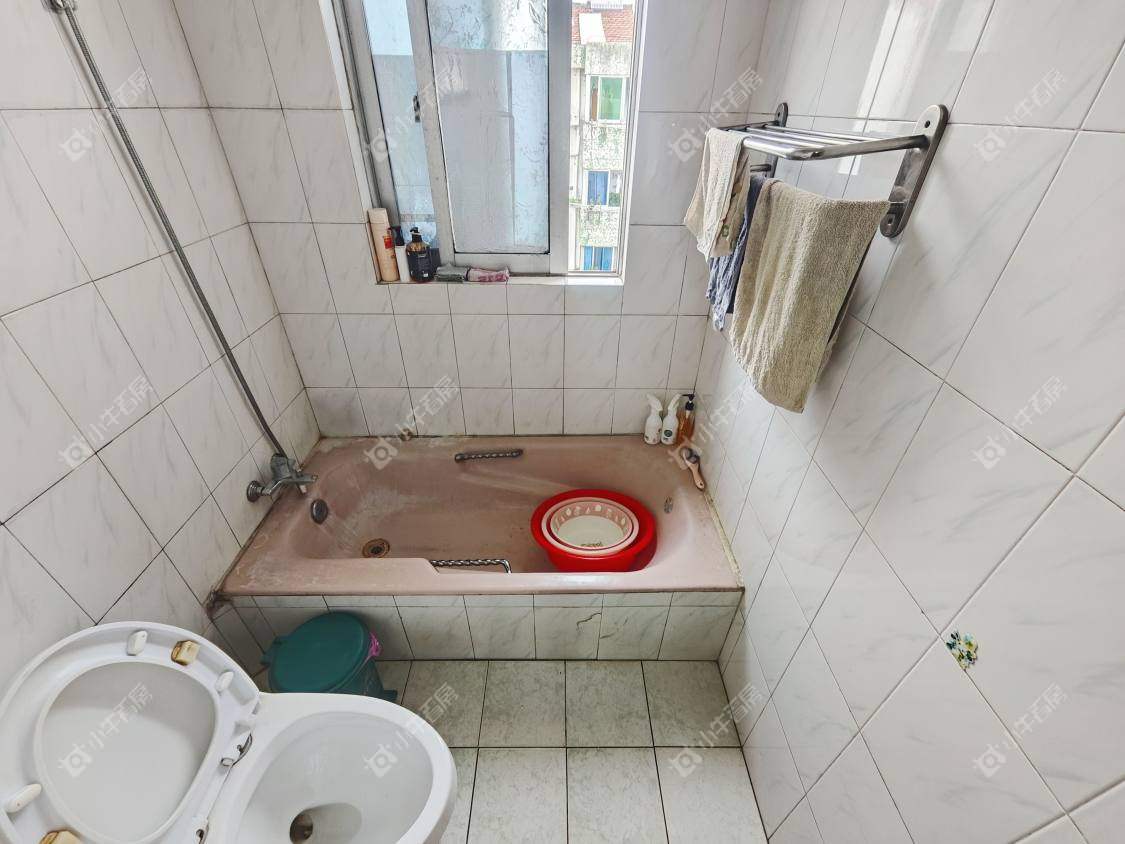 镇江银谷苑（金陵西路220号）在售二手房源室内图_小牛看房