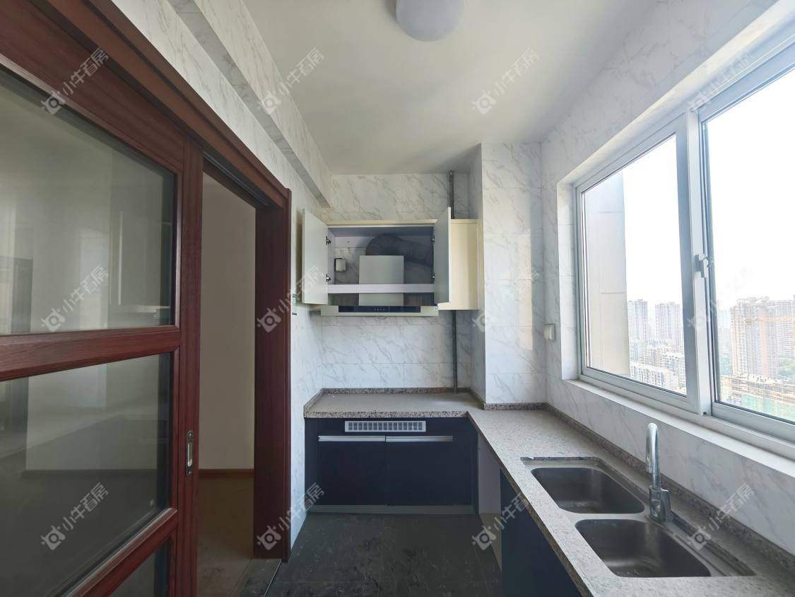 镇江碧桂园在售二手房源室内图_小牛看房