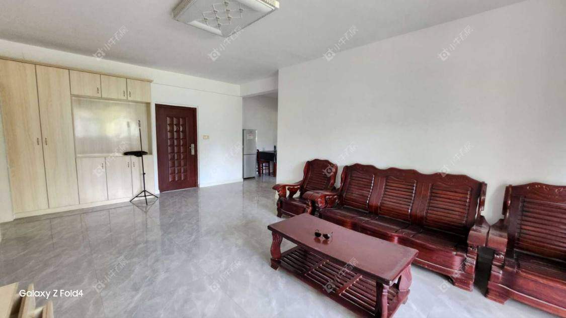 镇江东南新城在售二手房源室内图_小牛看房