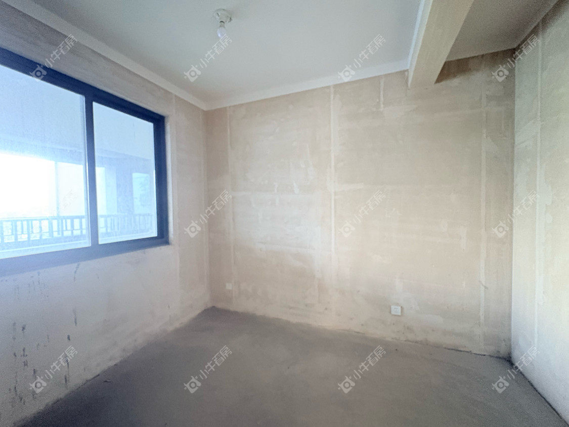 镇江融创华南映在售二手房源室内图_小牛看房