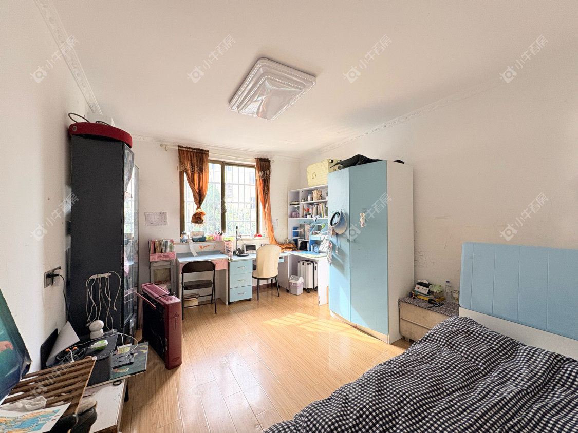 镇江凤美新村在售二手房源室内图_小牛看房