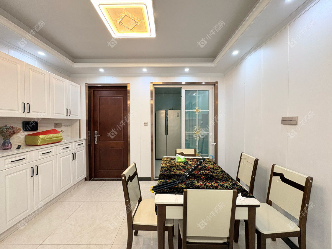 镇江滨河凤凰城在售二手房源室内图_小牛看房