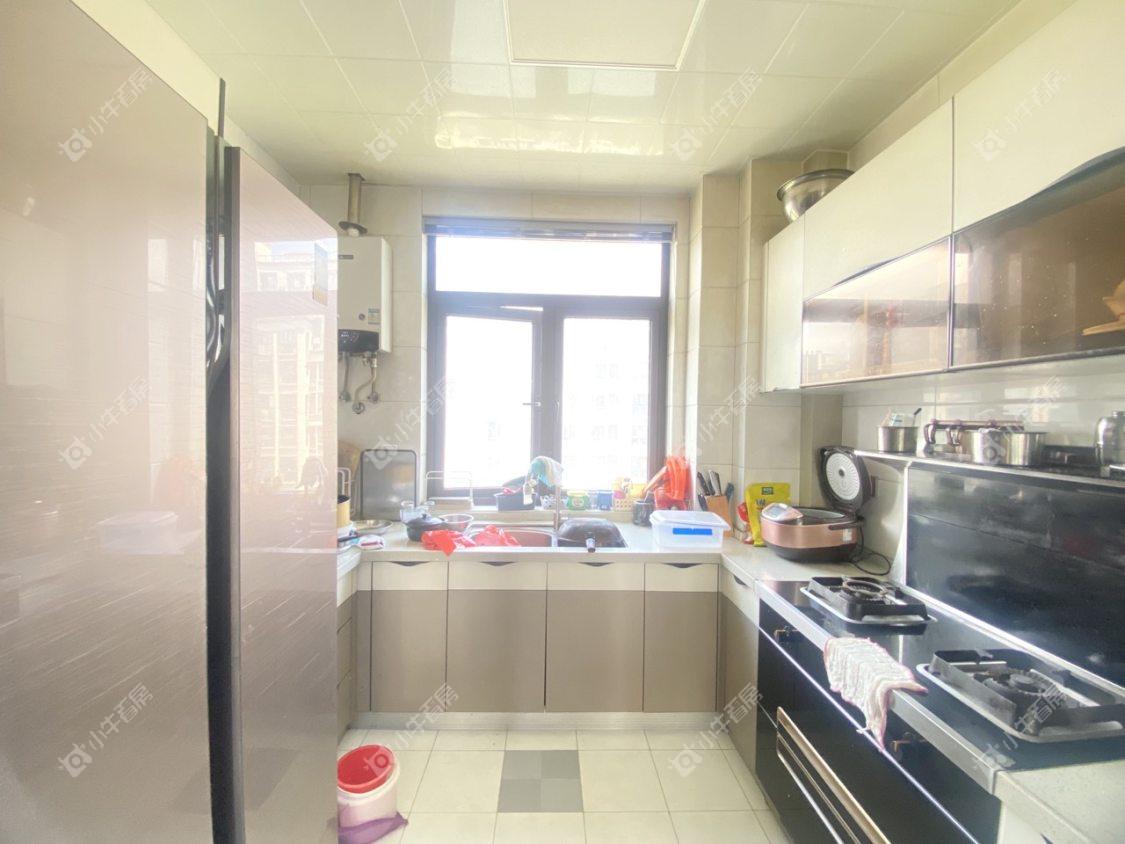 镇江滨河凤凰城在售二手房源室内图_小牛看房