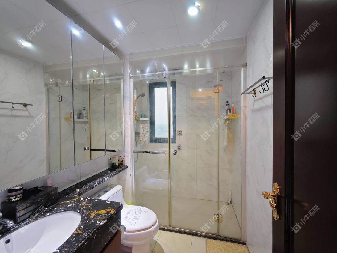 镇江恒大城在售二手房源室内图_小牛看房