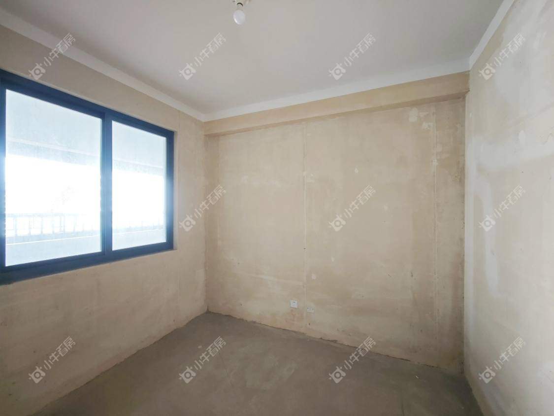 镇江融创华南映在售二手房源室内图_小牛看房