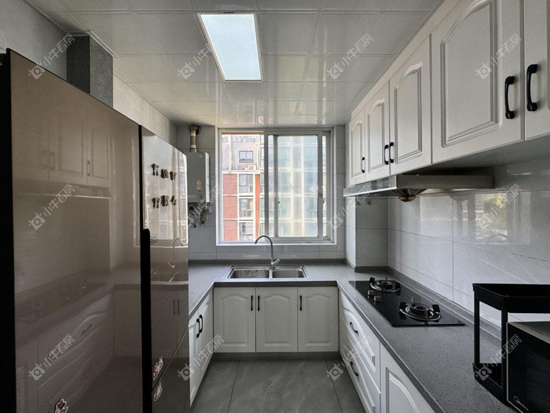 镇江芳草苑在售二手房源室内图_小牛看房