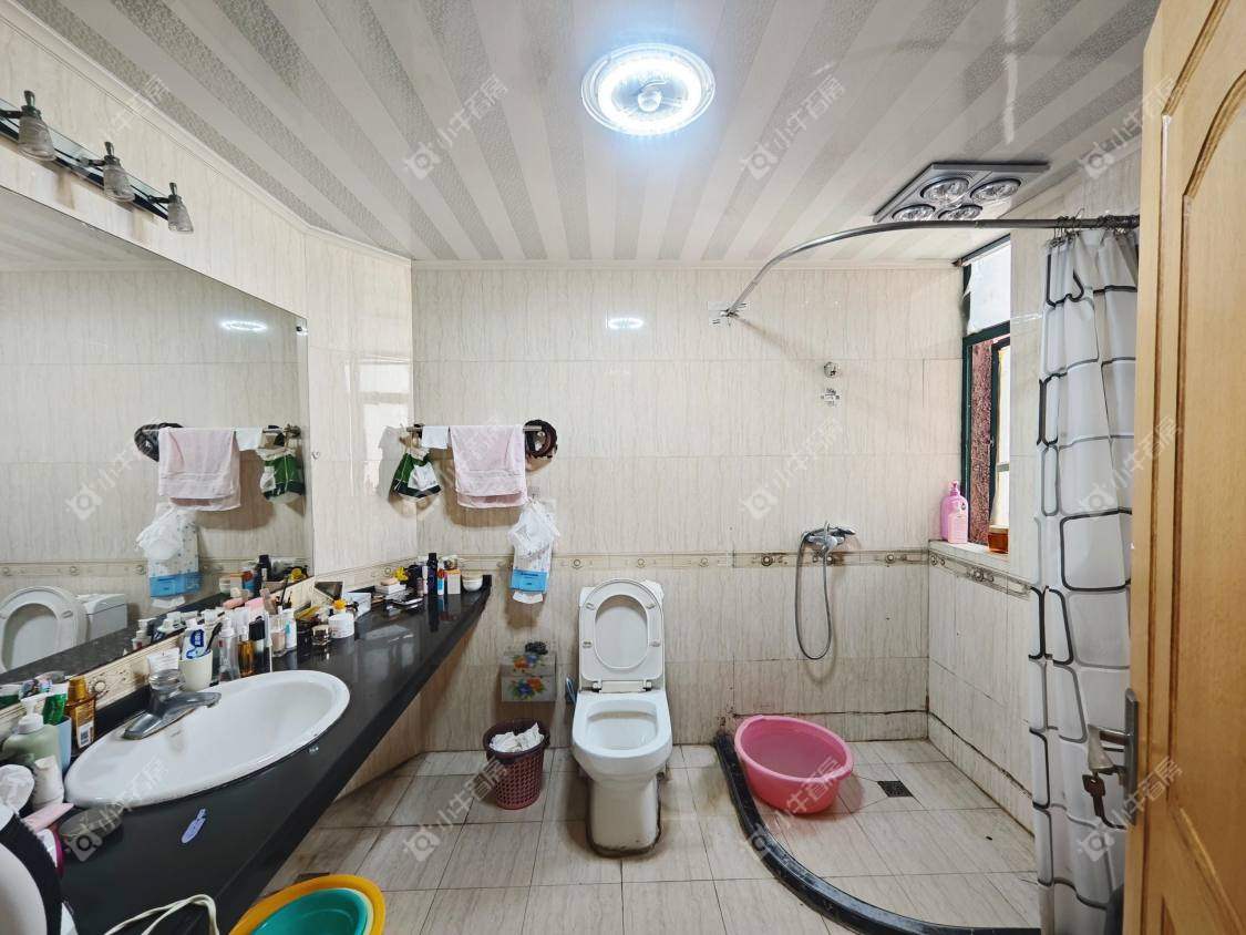 镇江曲园小区在售二手房源室内图_小牛看房