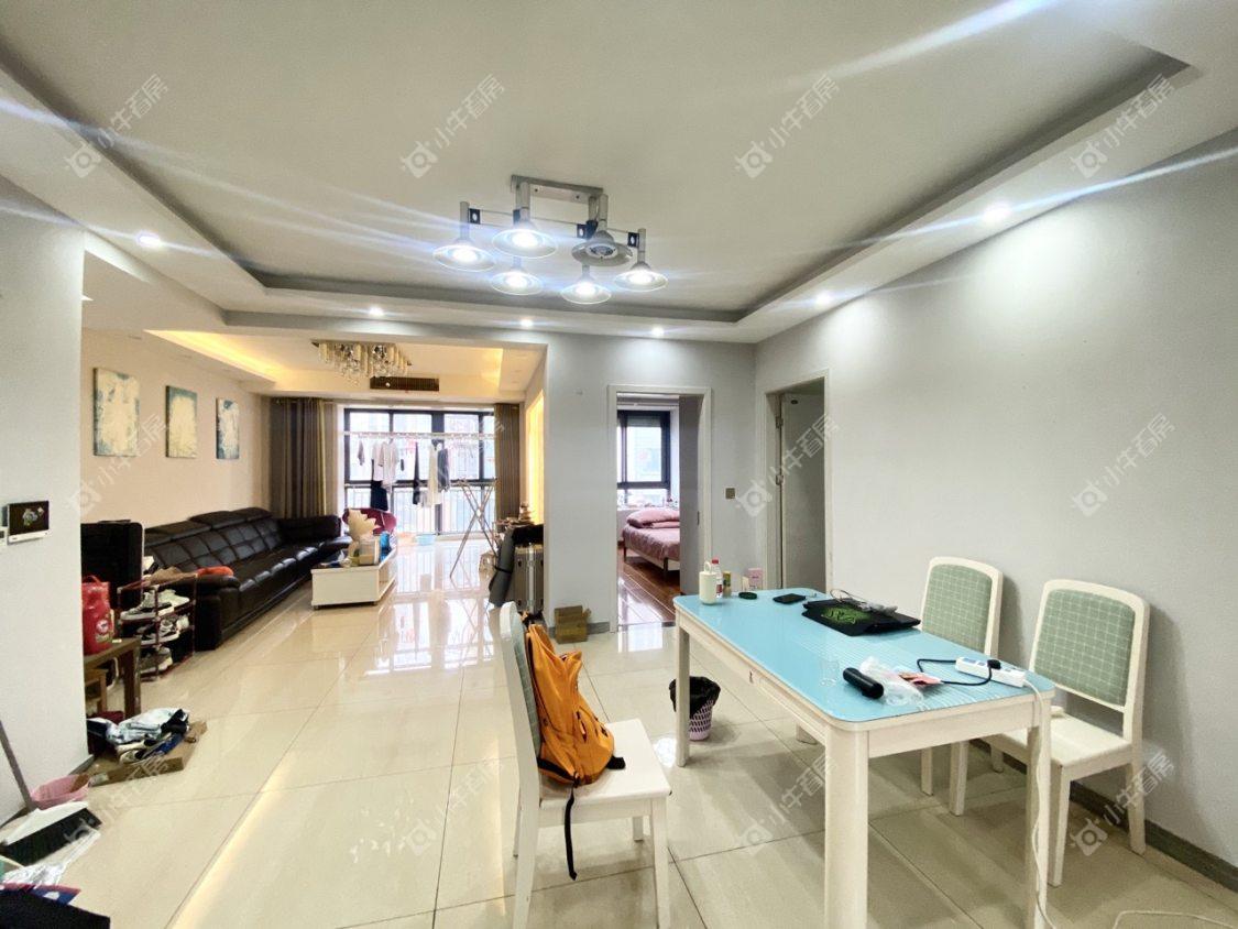 镇江锦尚名都在售二手房源室内图_小牛看房