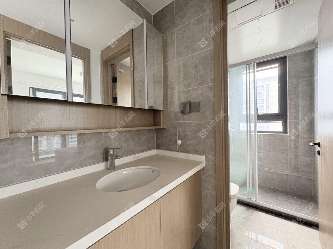 镇江远洋心里在售二手房源室内图_小牛看房