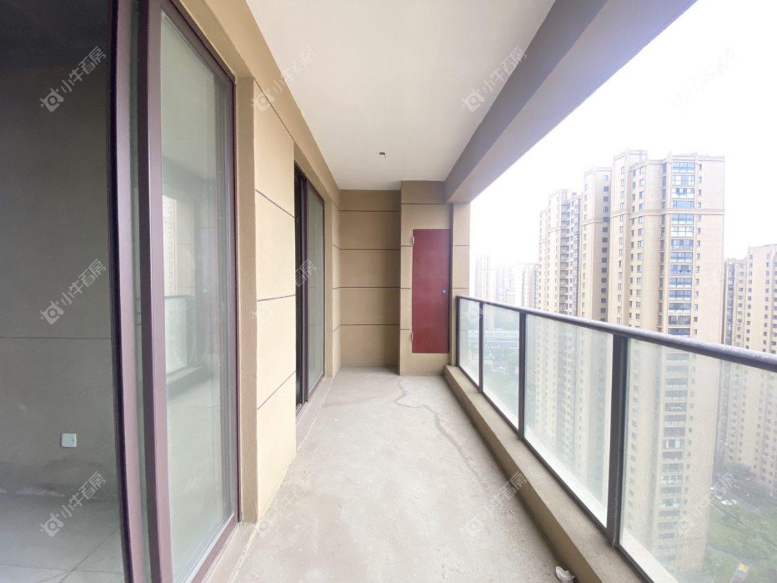 镇江汇金天地在售二手房源室内图_小牛看房