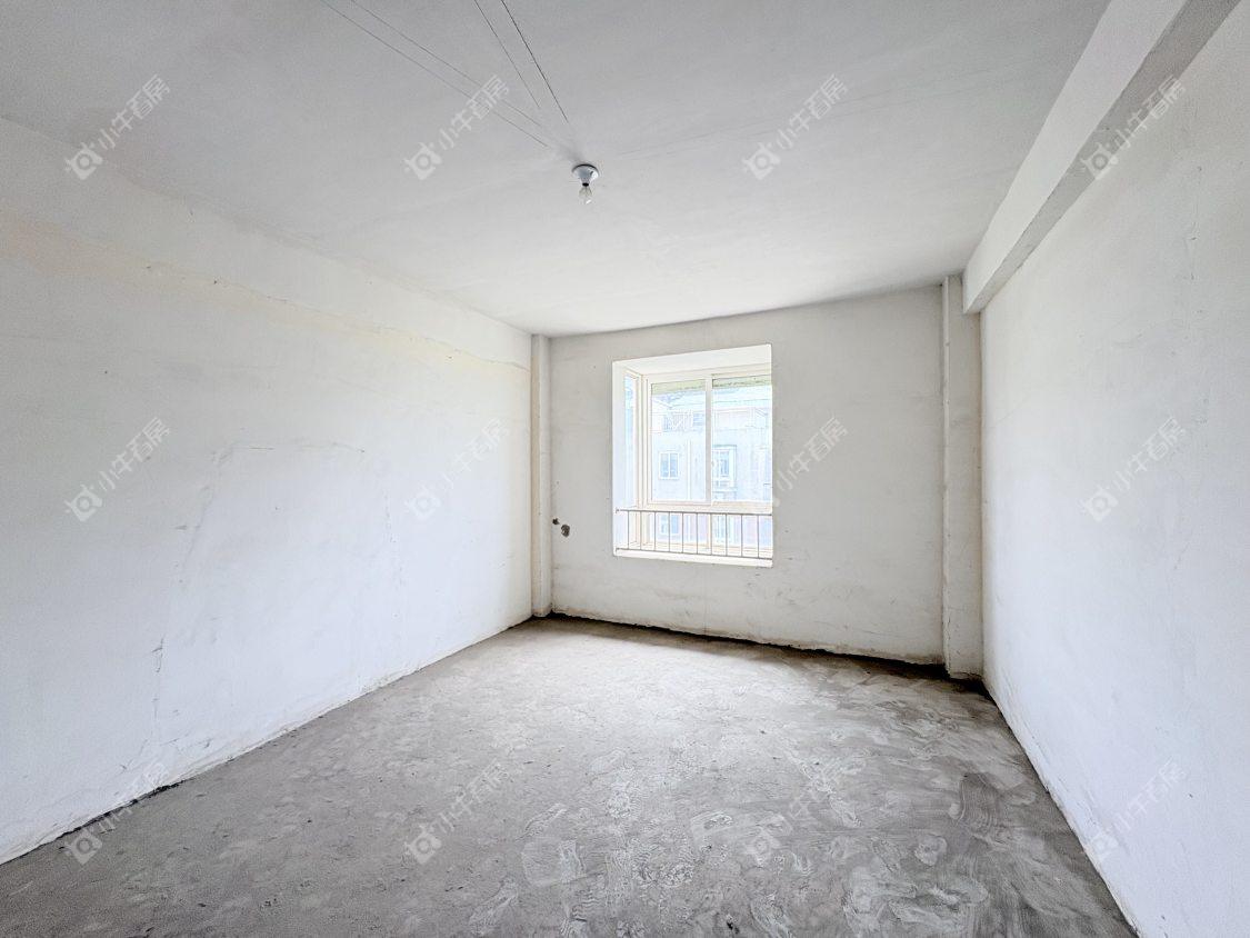 镇江凰嘉花苑在售二手房源室内图_小牛看房