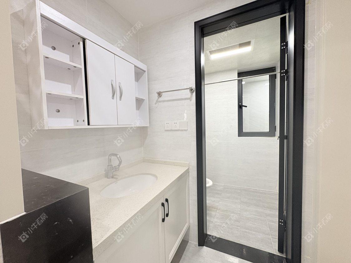 镇江荣城国际一期在售二手房源室内图_小牛看房