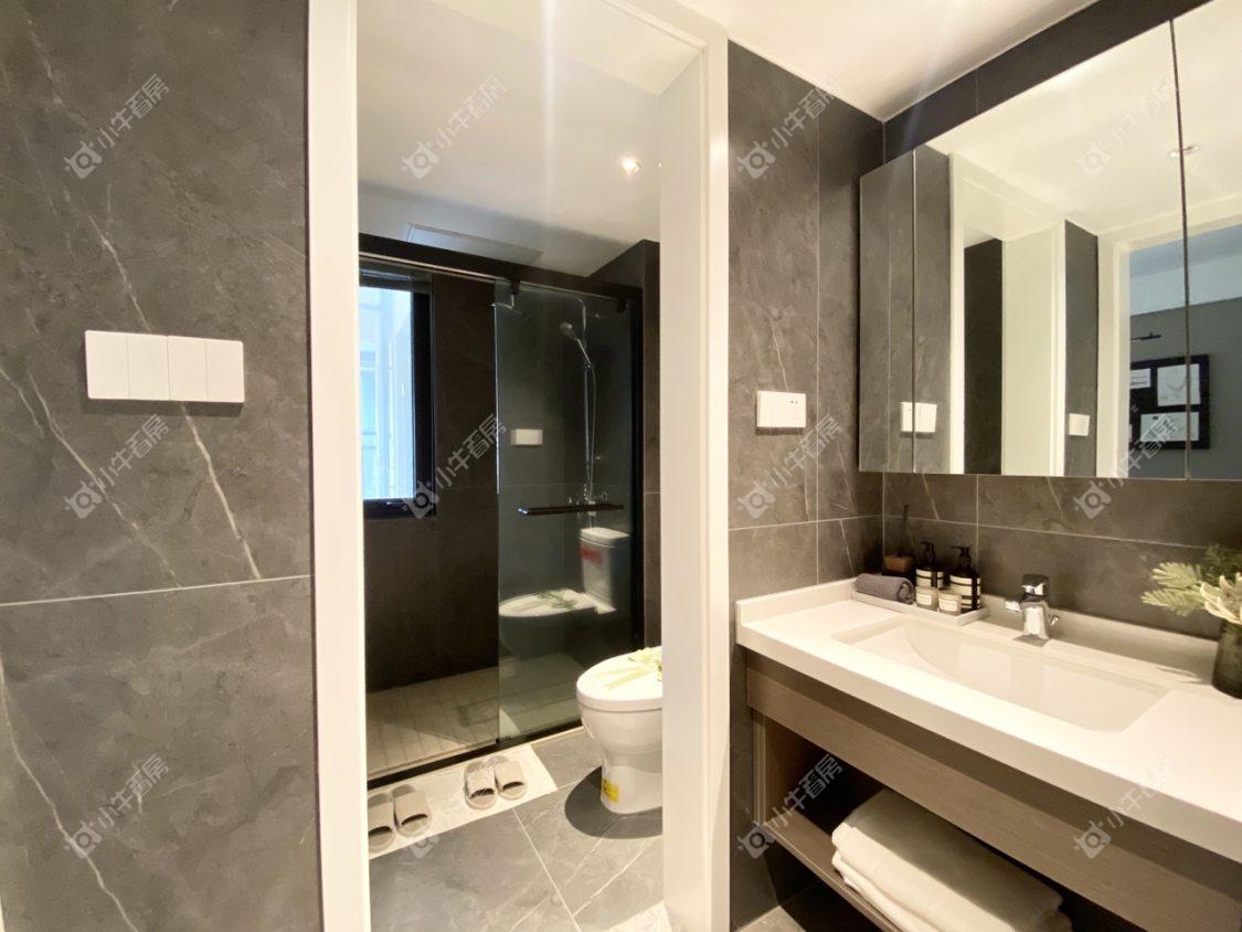 镇江华都翰林府在售二手房源室内图_小牛看房